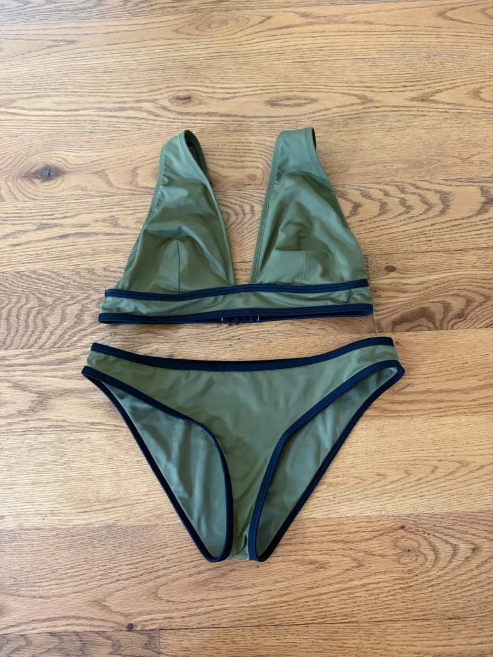 VETCHY Grenada Bikini Army Set (Size S) - Picture 2 of 10